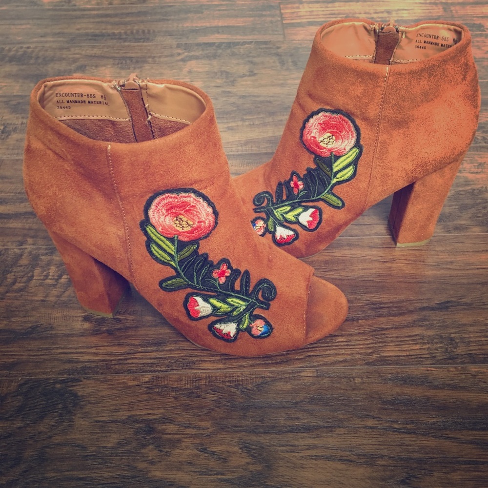 Chestnut Floral Peep toe booties